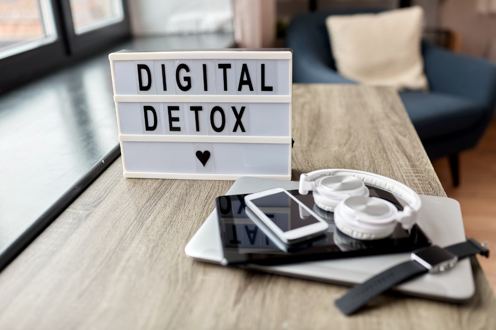 The Art of Digital Detox: Reclaiming Your Life from Screen Overload